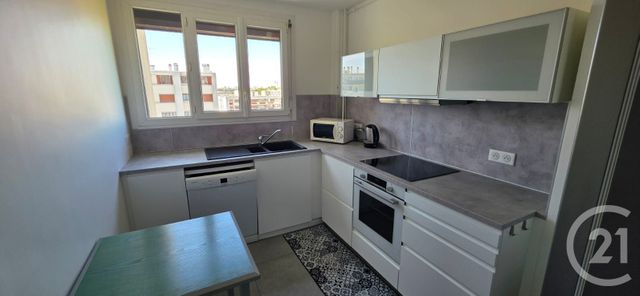 Appartement F3 &agrave; louer - 3 pi&egrave;ces - 67,17 m2 - St Maur Des Fosses - 94 - ILE-DE-FRANCE