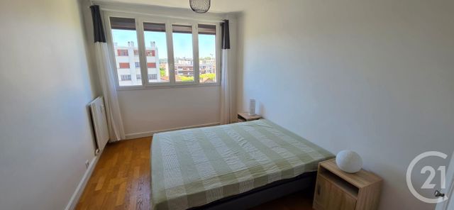 Appartement F3 &agrave; louer - 3 pi&egrave;ces - 67,17 m2 - St Maur Des Fosses - 94 - ILE-DE-FRANCE