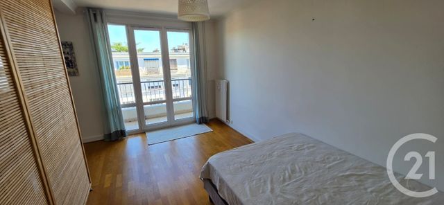 Appartement F3 &agrave; louer - 3 pi&egrave;ces - 67,17 m2 - St Maur Des Fosses - 94 - ILE-DE-FRANCE