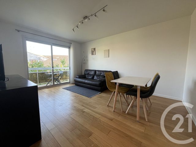 Appartement F2 &agrave; louer - 2 pi&egrave;ces - 46,75 m2 - St Maur Des Fosses - 94 - ILE-DE-FRANCE