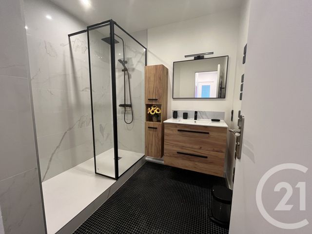Appartement F2 &agrave; louer - 2 pi&egrave;ces - 46,75 m2 - St Maur Des Fosses - 94 - ILE-DE-FRANCE