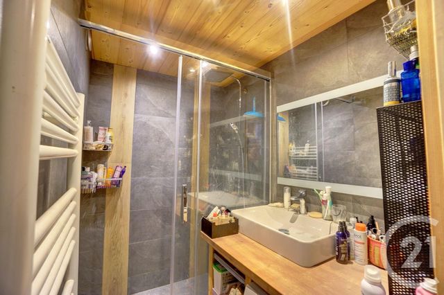 Appartement T3 à vendre - 3 pièces - 43,57 m2 - Chamonix Mont Blanc - 74 - RHONE-ALPES