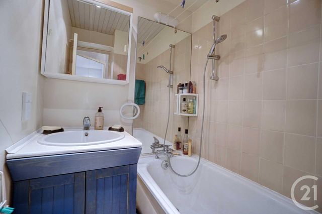 Appartement F2 bis &agrave; vendre - 3 pi&egrave;ces - 35,60 m2 - Chamonix Mont Blanc - 74 - RHONE-ALPES