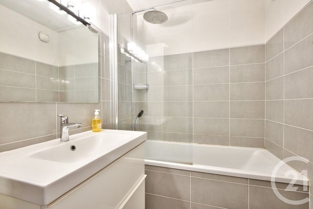 Appartement F4 à vendre - 4 pièces - 81,90 m2 - Nice - 06 - PROVENCE-ALPES-COTE-D-AZUR