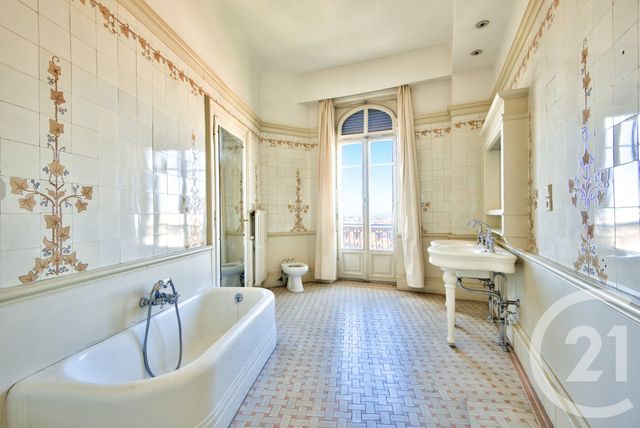 Appartement F4 à vendre - 4 pièces - 241,91 m2 - Nice - 06 - PROVENCE-ALPES-COTE-D-AZUR