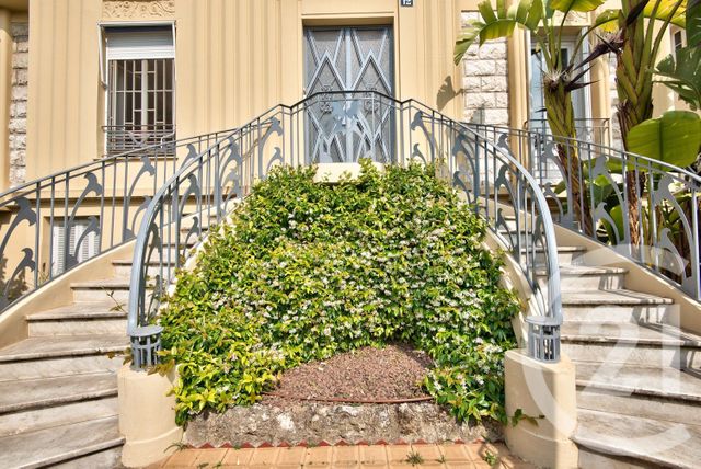 Appartement F3 à vendre - 3 pièces - 65,48 m2 - Nice - 06 - PROVENCE-ALPES-COTE-D-AZUR