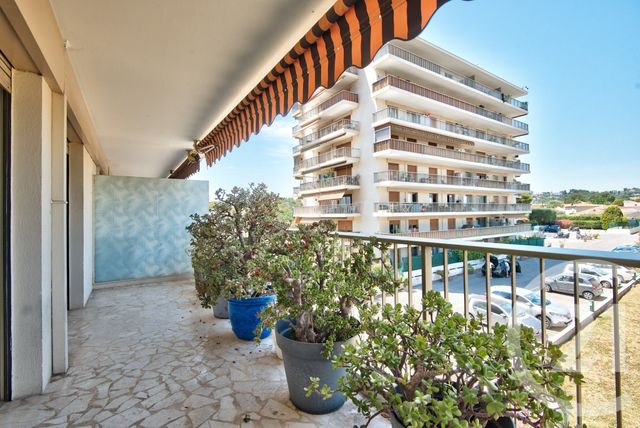 Appartement F2 à vendre - 2 pièces - 35,72 m2 - Antibes - 06 - PROVENCE-ALPES-COTE-D-AZUR