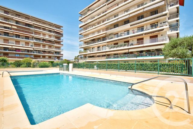 Appartement F2 à vendre - 2 pièces - 35,72 m2 - Antibes - 06 - PROVENCE-ALPES-COTE-D-AZUR