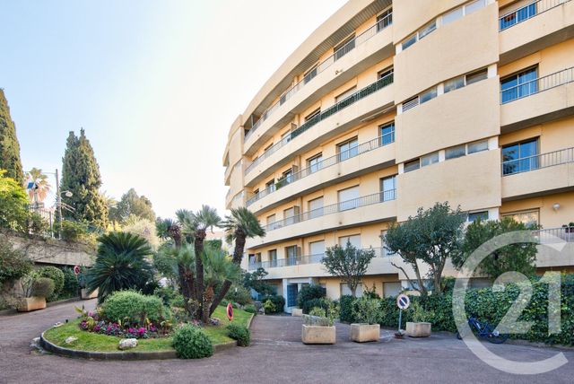 Appartement F5 à vendre - 5 pièces - 213 m2 - Nice - 06 - PROVENCE-ALPES-COTE-D-AZUR