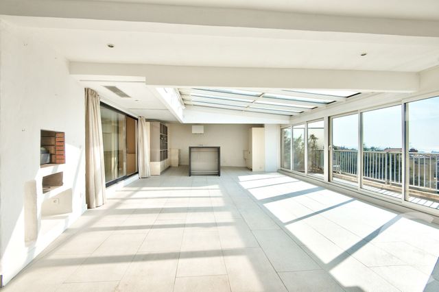 Appartement F5 à vendre - 5 pièces - 213 m2 - Nice - 06 - PROVENCE-ALPES-COTE-D-AZUR