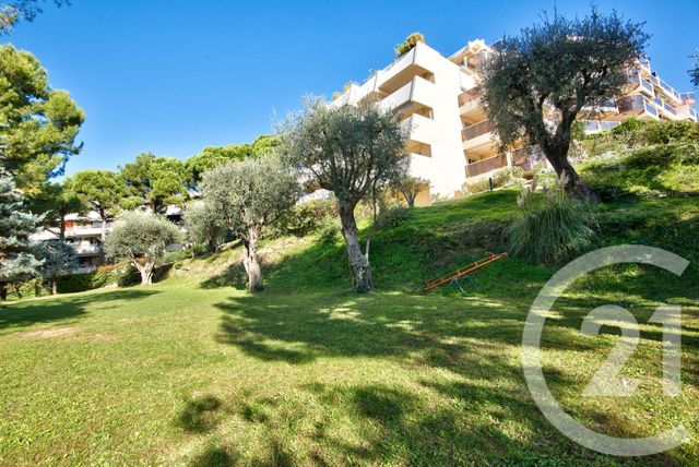 Appartement F3 à vendre - 3 pièces - 80,01 m2 - Nice - 06 - PROVENCE-ALPES-COTE-D-AZUR
