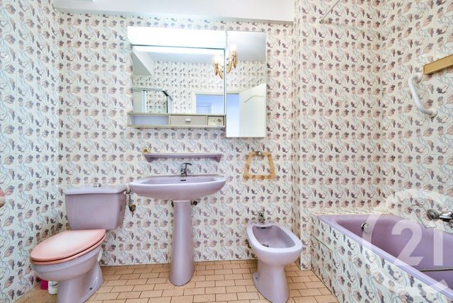 Appartement F3 à vendre - 3 pièces - 82,29 m2 - Nice - 06 - PROVENCE-ALPES-COTE-D-AZUR