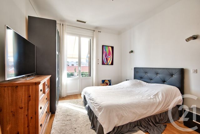 Appartement F3 à vendre - 3 pièces - 87,61 m2 - Cagnes Sur Mer - 06 - PROVENCE-ALPES-COTE-D-AZUR