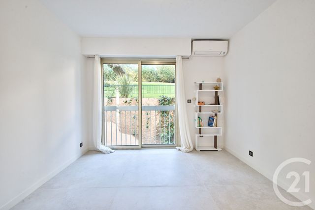 Appartement F3 à vendre - 3 pièces - 107 m2 - Nice - 06 - PROVENCE-ALPES-COTE-D-AZUR