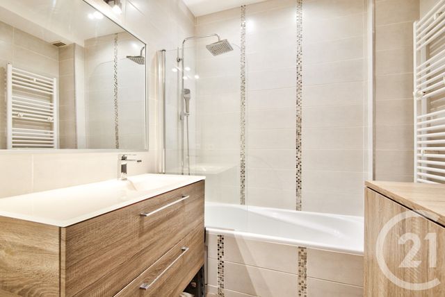 Appartement F4 à vendre - 4 pièces - 83,02 m2 - Nice - 06 - PROVENCE-ALPES-COTE-D-AZUR