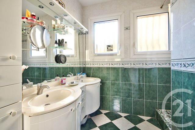 Appartement F5 à vendre - 5 pièces - 174,20 m2 - Nice - 06 - PROVENCE-ALPES-COTE-D-AZUR