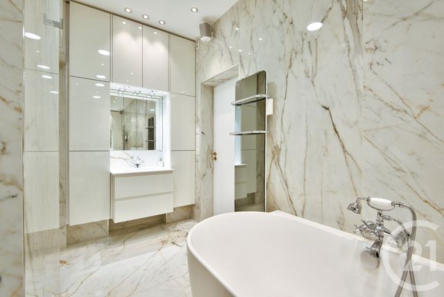 Appartement F4 à vendre - 4 pièces - 121,42 m2 - Nice - 06 - PROVENCE-ALPES-COTE-D-AZUR