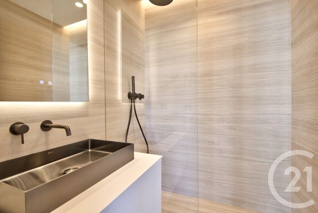 Appartement F4 &agrave; vendre - 4 pi&egrave;ces - 121 m2 - Nice - 06 - PROVENCE-ALPES-COTE-D-AZUR