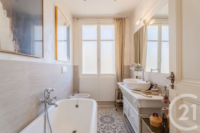 Appartement F4 &agrave; vendre - 4 pi&egrave;ces - 145,02 m2 - Nice - 06 - PROVENCE-ALPES-COTE-D-AZUR