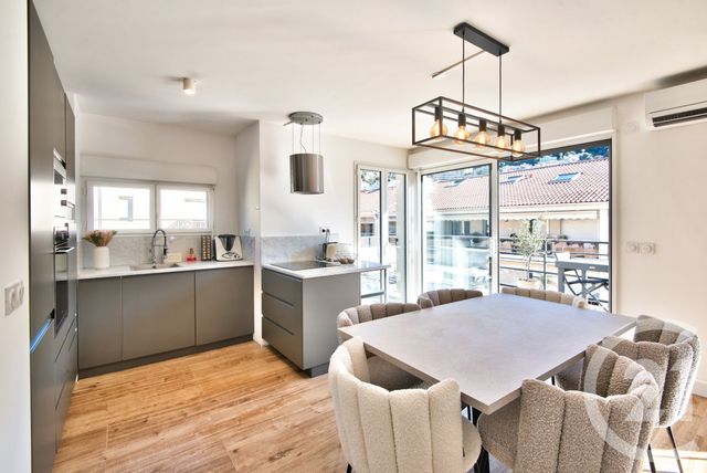 Appartement F2 &agrave; vendre - 2 pi&egrave;ces - 54 m2 - Nice - 06 - PROVENCE-ALPES-COTE-D-AZUR