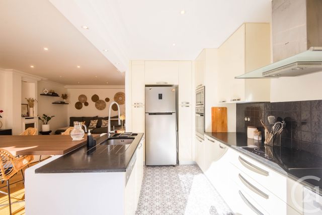 Appartement F2 &agrave; vendre - 2 pi&egrave;ces - 61,20 m2 - Nice - 06 - PROVENCE-ALPES-COTE-D-AZUR