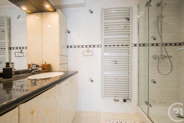 Appartement F2 &agrave; vendre - 2 pi&egrave;ces - 61,20 m2 - Nice - 06 - PROVENCE-ALPES-COTE-D-AZUR