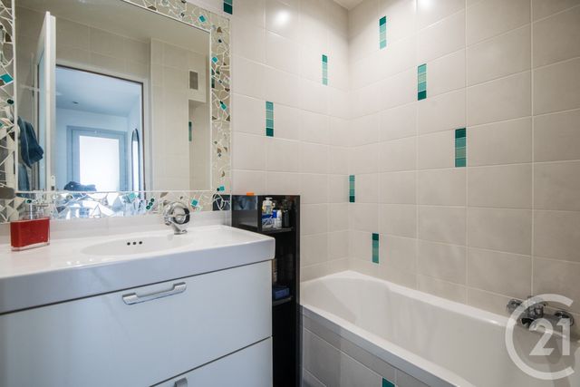 Appartement F4 &agrave; vendre - 4 pi&egrave;ces - 111,42 m2 - Nice - 06 - PROVENCE-ALPES-COTE-D-AZUR