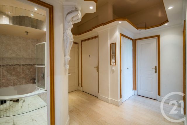 Appartement &agrave; vendre - 3 pi&egrave;ces - 74,89 m2 - Nice - 06 - PROVENCE-ALPES-COTE-D-AZUR