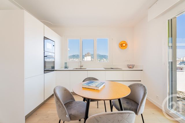 Appartement F4 &agrave; vendre - 4 pi&egrave;ces - 77 m2 - Nice - 06 - PROVENCE-ALPES-COTE-D-AZUR