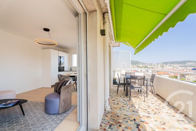 Appartement F4 &agrave; vendre - 4 pi&egrave;ces - 77 m2 - Nice - 06 - PROVENCE-ALPES-COTE-D-AZUR