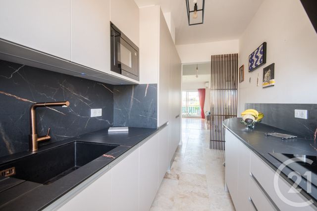 Appartement F4 &agrave; vendre - 4 pi&egrave;ces - 84,84 m2 - Nice - 06 - PROVENCE-ALPES-COTE-D-AZUR