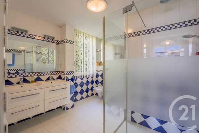 Maison &agrave; vendre - 8 pi&egrave;ces - 238,36 m2 - Nice - 06 - PROVENCE-ALPES-COTE-D-AZUR