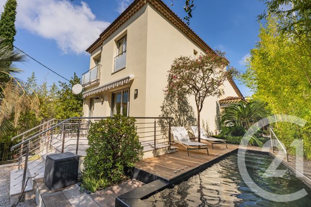 Maison &agrave; vendre - 8 pi&egrave;ces - 238,36 m2 - Nice - 06 - PROVENCE-ALPES-COTE-D-AZUR