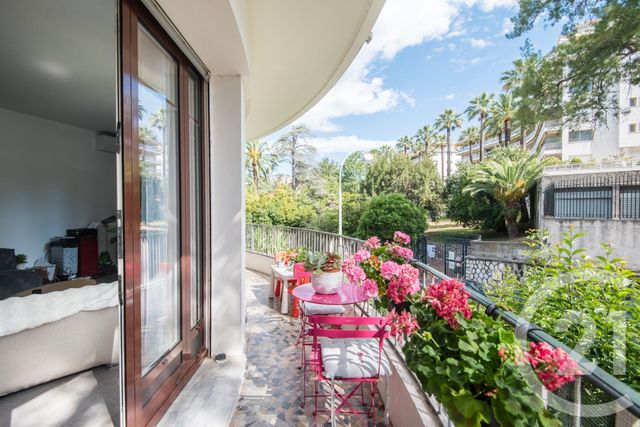 Appartement F4 &agrave; vendre - 4 pi&egrave;ces - 104,01 m2 - Nice - 06 - PROVENCE-ALPES-COTE-D-AZUR