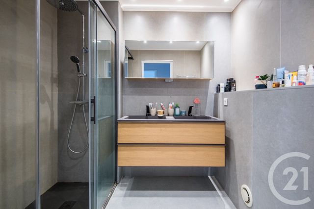 Appartement F4 &agrave; vendre - 4 pi&egrave;ces - 104,01 m2 - Nice - 06 - PROVENCE-ALPES-COTE-D-AZUR