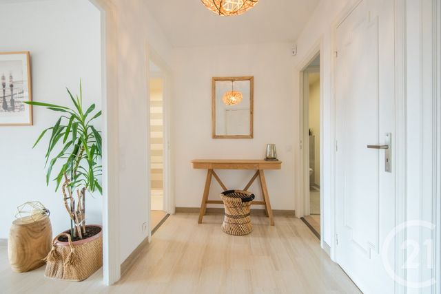 Appartement F3 &agrave; vendre - 3 pi&egrave;ces - 81,09 m2 - Nice - 06 - PROVENCE-ALPES-COTE-D-AZUR