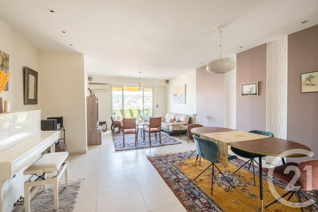 Appartement F4 &agrave; vendre - 4 pi&egrave;ces - 108,53 m2 - Nice - 06 - PROVENCE-ALPES-COTE-D-AZUR