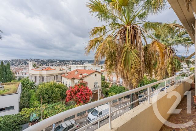 Appartement F4 &agrave; vendre - 4 pi&egrave;ces - 100,30 m2 - Nice - 06 - PROVENCE-ALPES-COTE-D-AZUR