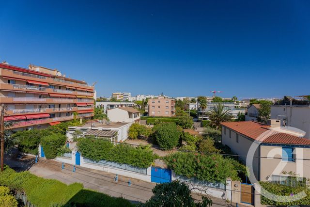 Appartement F2 &agrave; vendre - 2 pi&egrave;ces - 55,54 m2 - Antibes - 06 - PROVENCE-ALPES-COTE-D-AZUR
