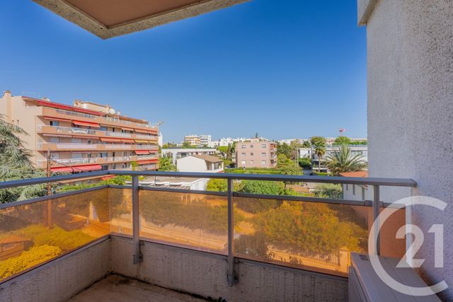 Appartement F2 &agrave; vendre - 2 pi&egrave;ces - 55,54 m2 - Antibes - 06 - PROVENCE-ALPES-COTE-D-AZUR