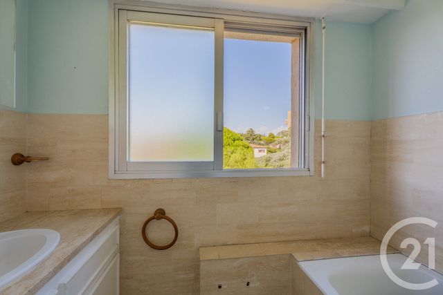 Appartement F2 &agrave; vendre - 2 pi&egrave;ces - 55,54 m2 - Antibes - 06 - PROVENCE-ALPES-COTE-D-AZUR