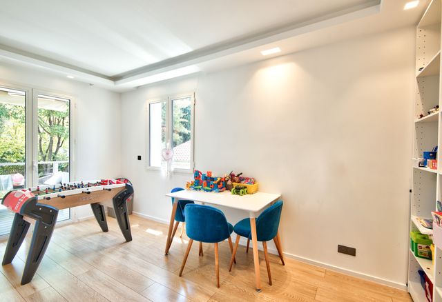 Maison à vendre - 7 pièces - 190,05 m2 - Nice - 06 - PROVENCE-ALPES-COTE-D-AZUR