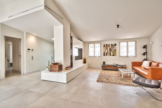 Appartement F4 à vendre - 5 pièces - 132,70 m2 - Nice - 06 - PROVENCE-ALPES-COTE-D-AZUR