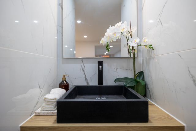 Appartement F5 &agrave; vendre - 5 pi&egrave;ces - 163,75 m2 - Nice - 06 - PROVENCE-ALPES-COTE-D-AZUR