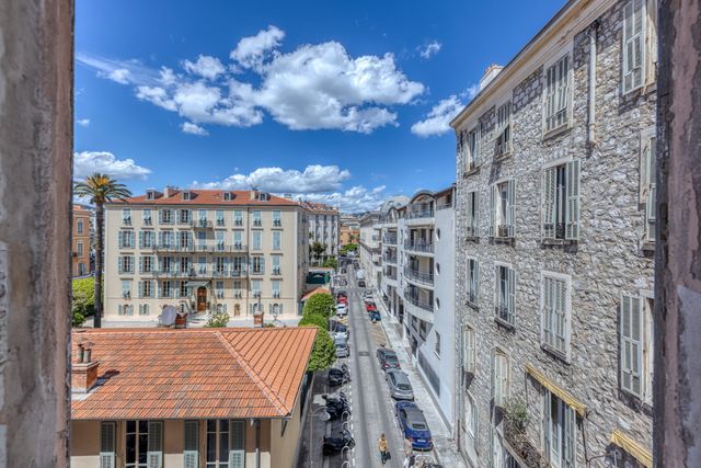 Appartement F3 &agrave; vendre - 3 pi&egrave;ces - 87,06 m2 - Nice - 06 - PROVENCE-ALPES-COTE-D-AZUR