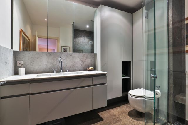 Appartement F4 &agrave; vendre - 4 pi&egrave;ces - 168,66 m2 - Nice - 06 - PROVENCE-ALPES-COTE-D-AZUR