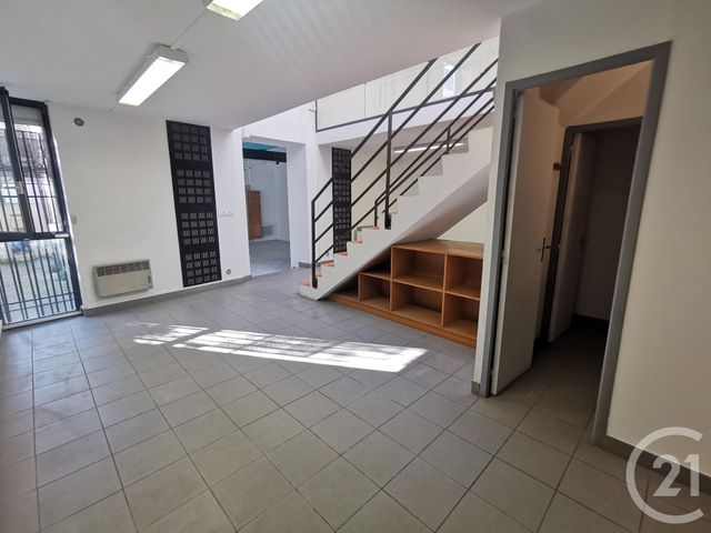 Appartement Local &agrave; louer - 3 pi&egrave;ces - 110 m2 - Nimes - 30 - LANGUEDOC-ROUSSILLON