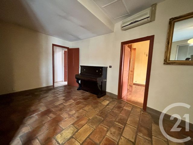 Appartement &agrave; vendre - 4 pi&egrave;ces - 146,60 m2 - Nimes - 30 - LANGUEDOC-ROUSSILLON