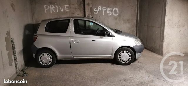 Parking &agrave; louer - 10 m2 - Nimes - 30 - LANGUEDOC-ROUSSILLON