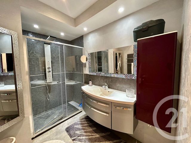 Maison à vendre - 5 pièces - 130 m2 - Nimes - 30 - LANGUEDOC-ROUSSILLON